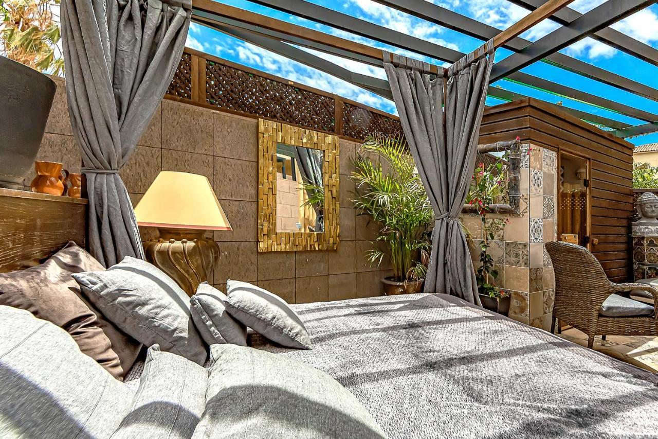 Bamboo Residence Адехе Екстер'єр фото