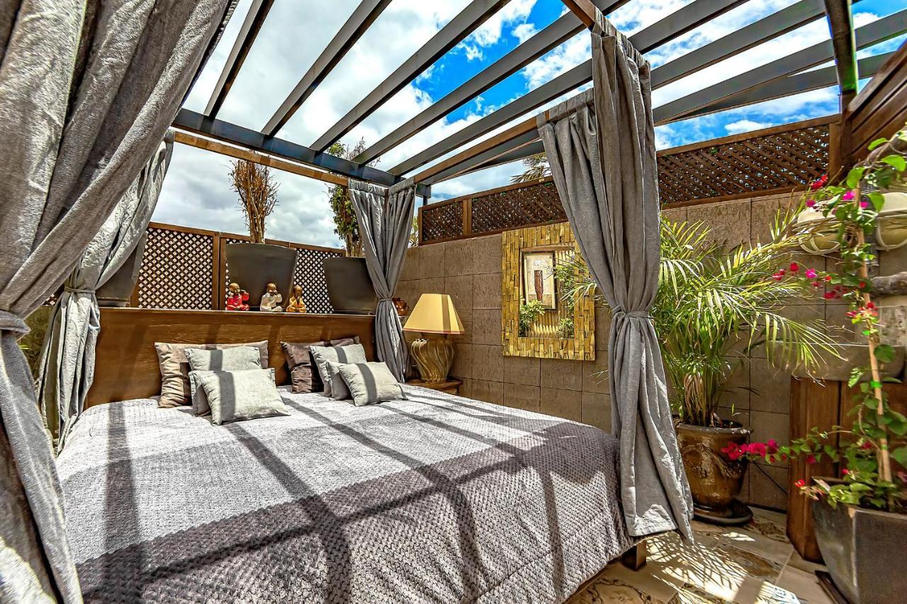 Bamboo Residence Адехе Екстер'єр фото